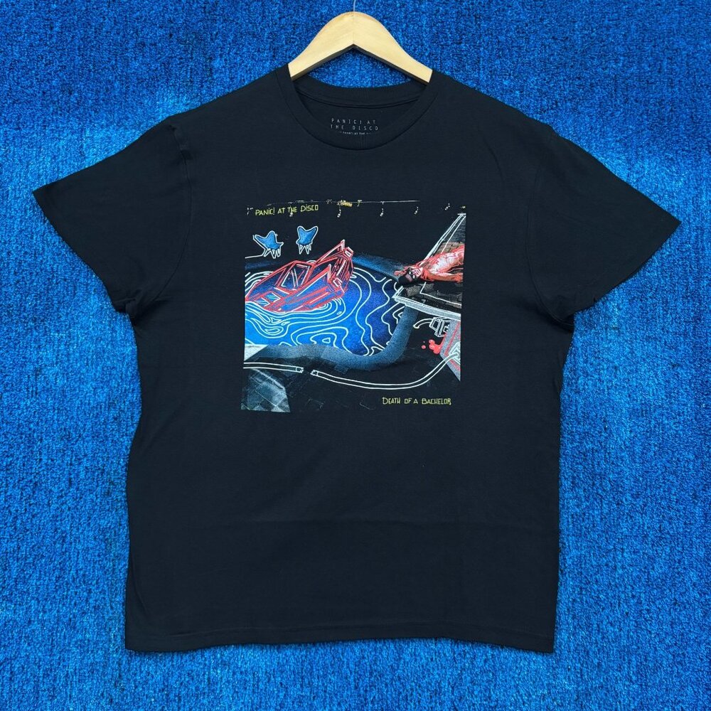 Panic at the Disco Death of a Bachelor Album Cover Art Tee M